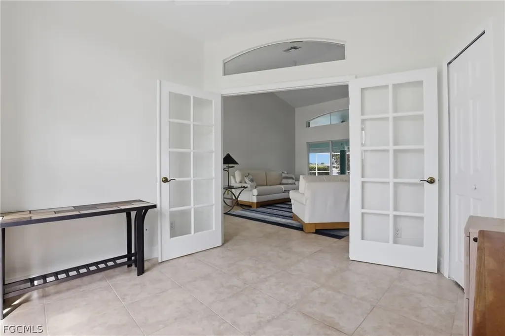 419 SW 12th Street Cape Coral FL 33991
