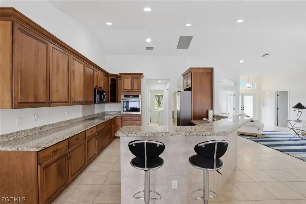 419 SW 12th Street Cape Coral FL 33991