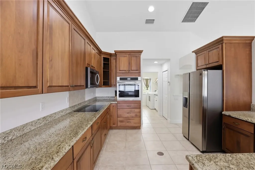 419 SW 12th Street Cape Coral FL 33991