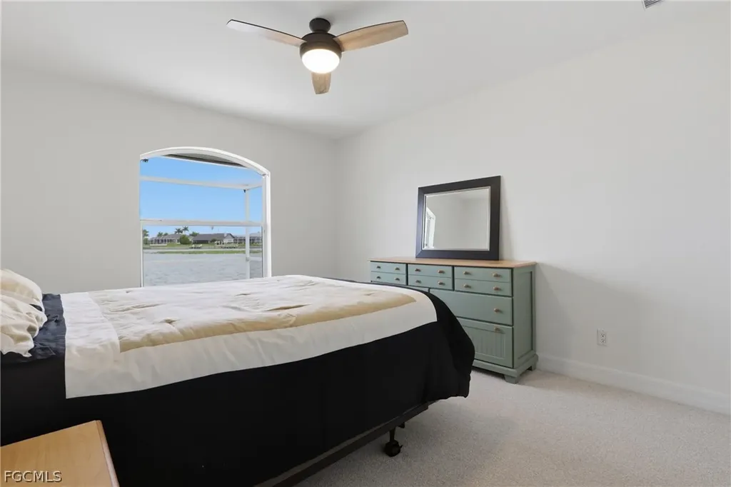 419 SW 12th Street Cape Coral FL 33991