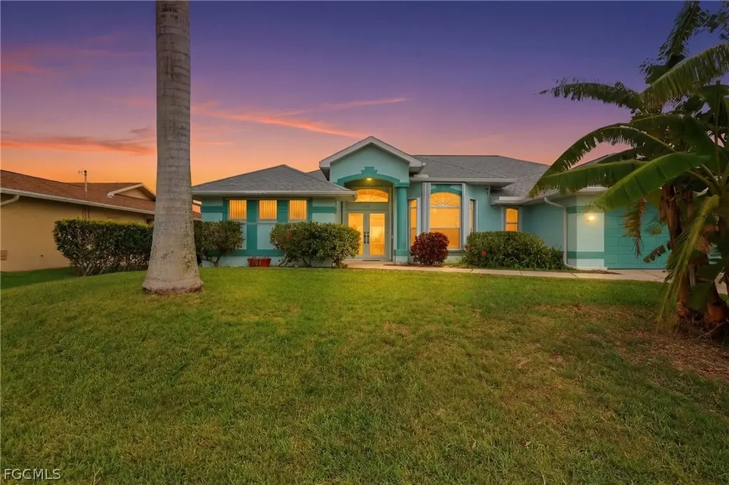 419 SW 12th Street Cape Coral FL 33991