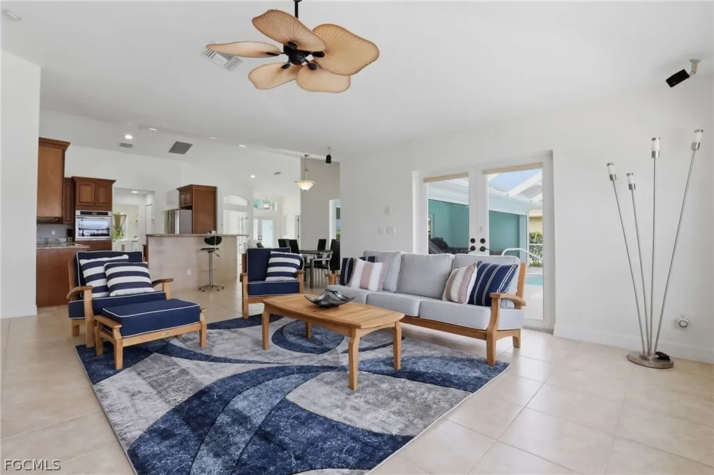 419 SW 12th Street Cape Coral FL 33991