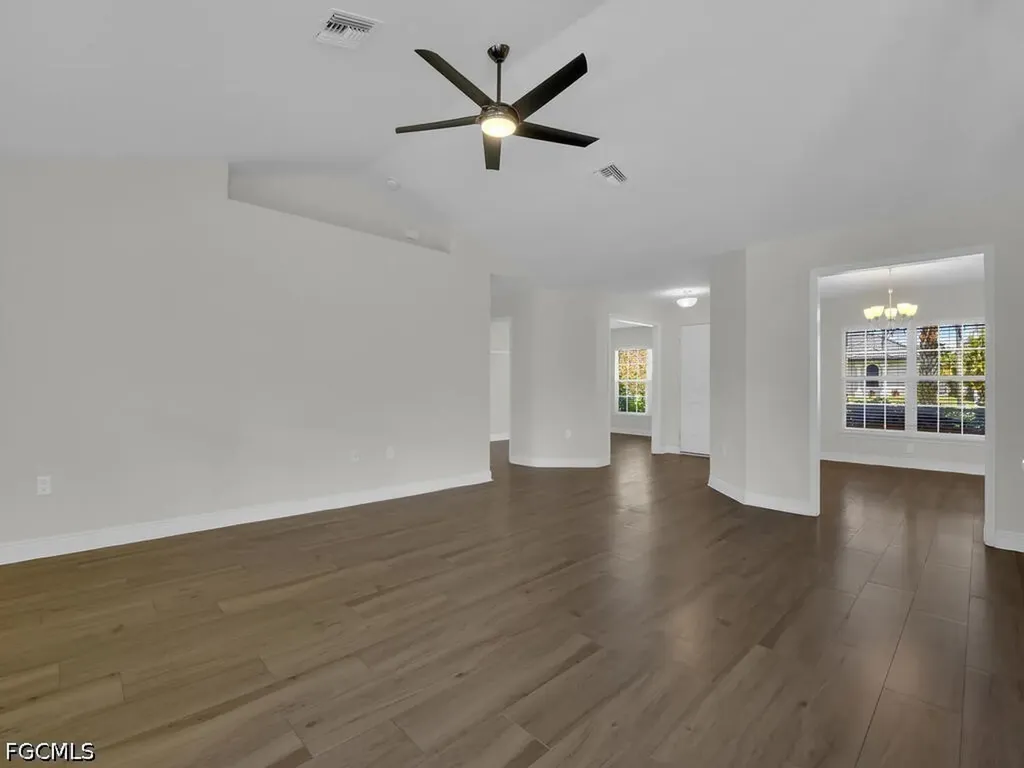 2216 SW 8th Court Cape Coral FL 33991