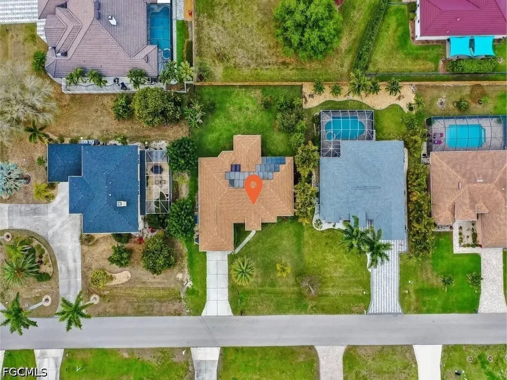 2216 SW 8th Court Cape Coral FL 33991