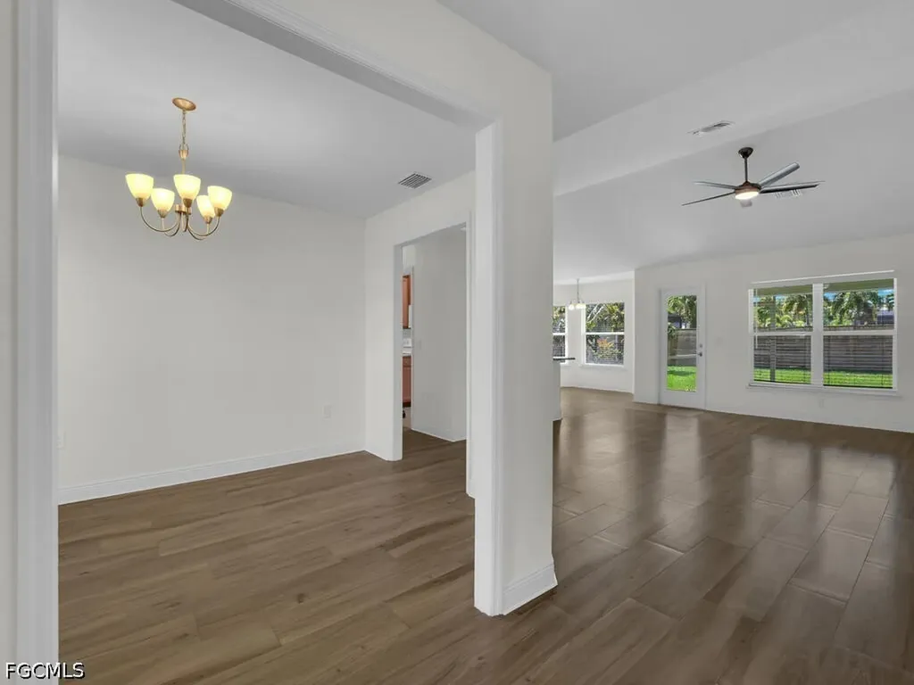 2216 SW 8th Court Cape Coral FL 33991