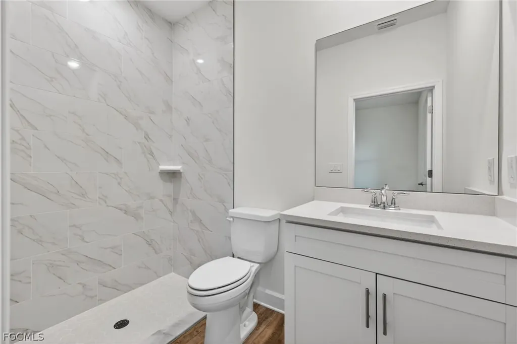 304 NW 21st Terrace Cape Coral FL 33993