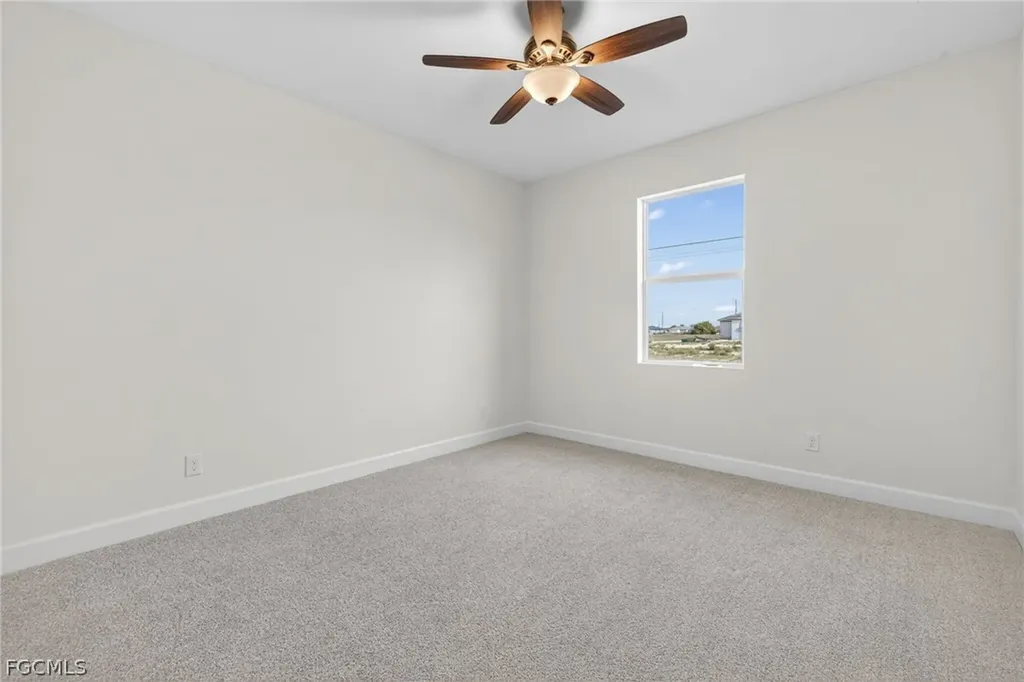 304 NW 21st Terrace Cape Coral FL 33993