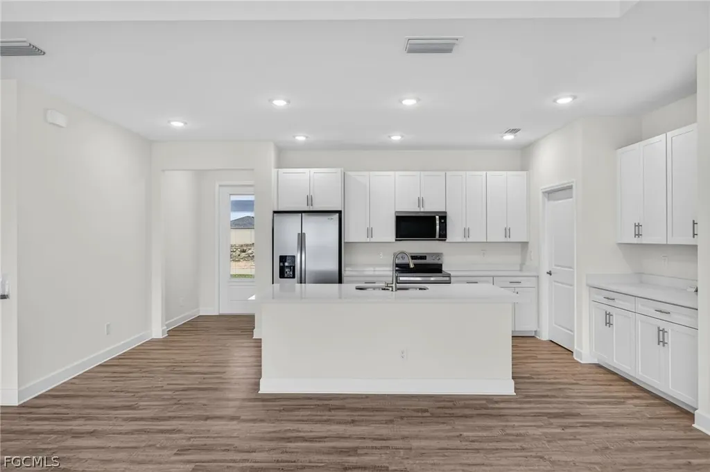 304 NW 21st Terrace Cape Coral FL 33993