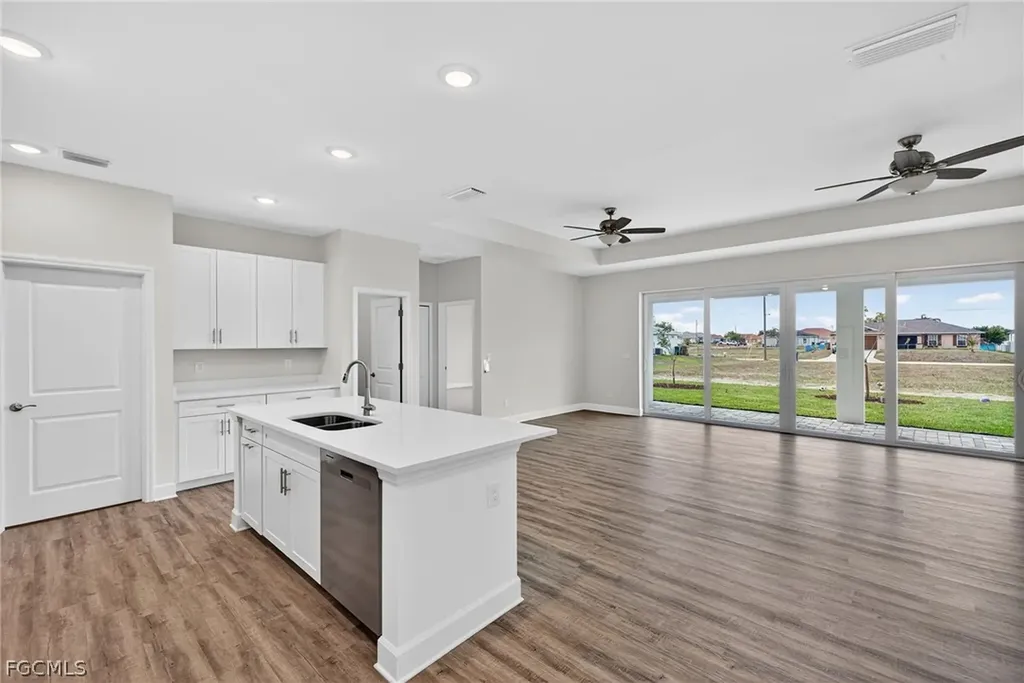304 NW 21st Terrace Cape Coral FL 33993