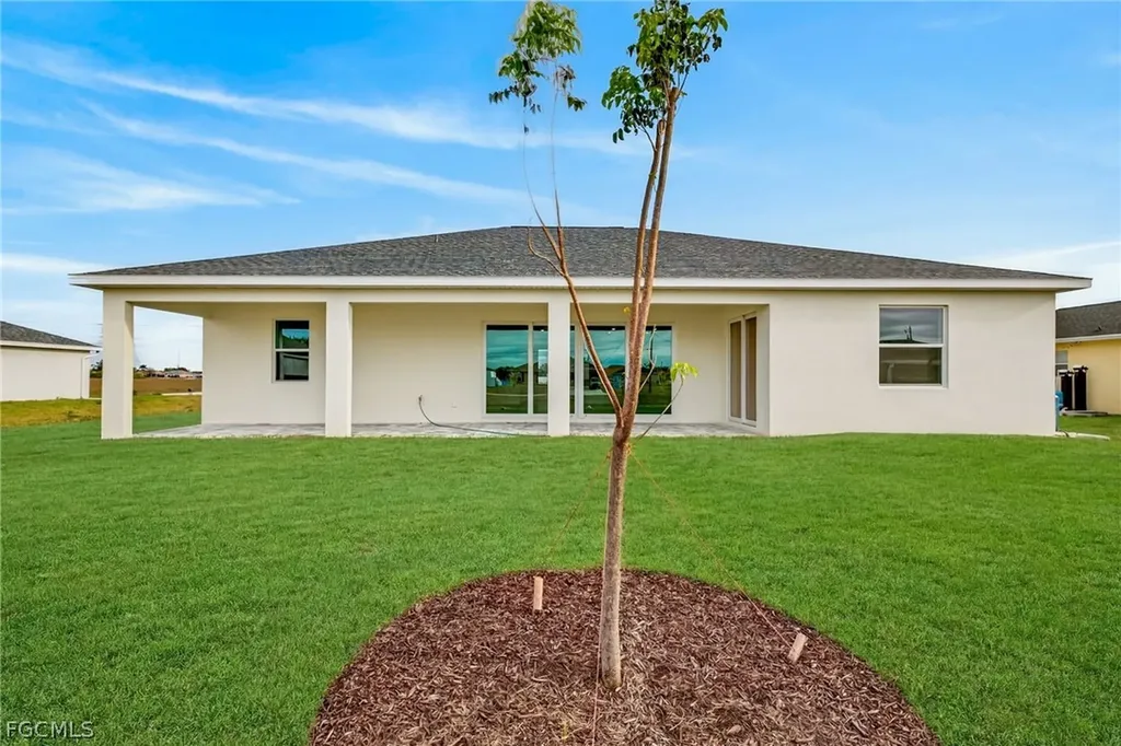 304 NW 21st Terrace Cape Coral FL 33993