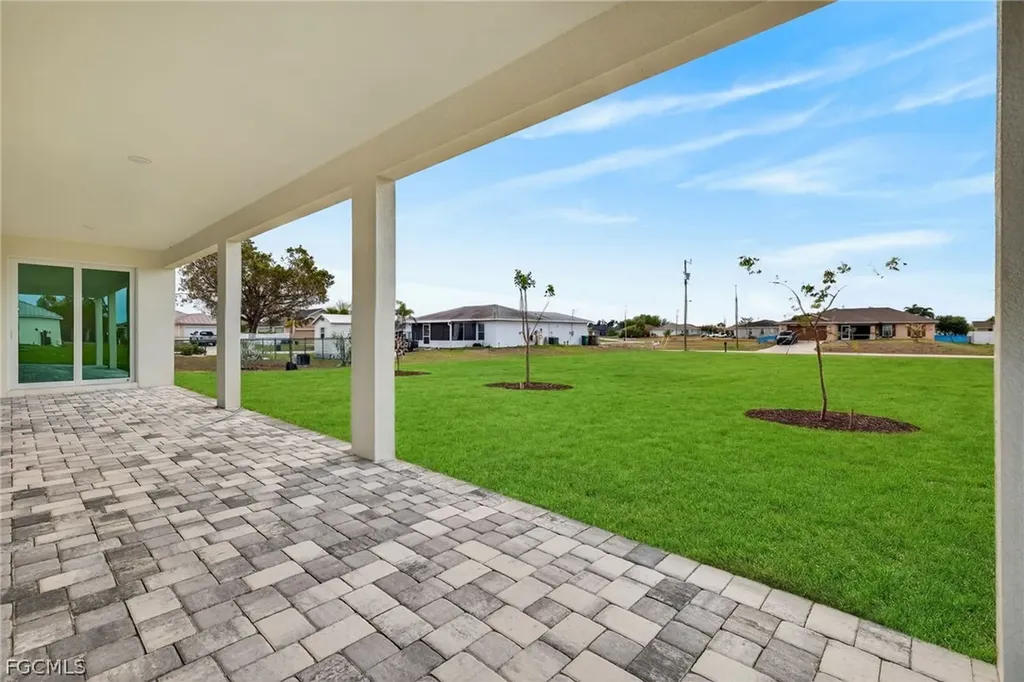 304 NW 21st Terrace Cape Coral FL 33993