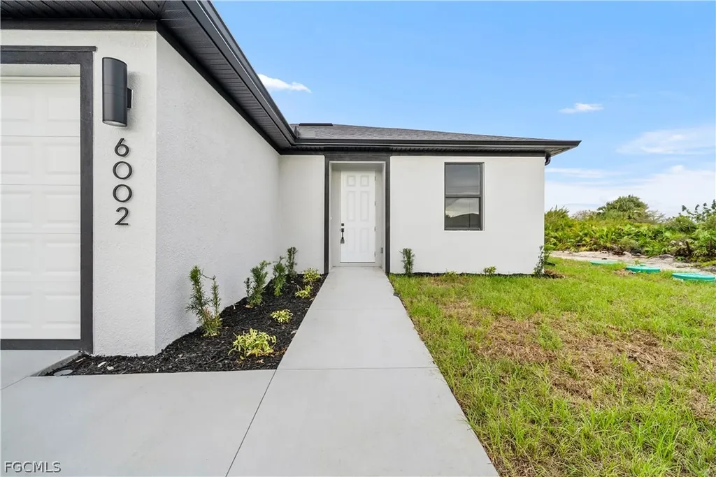 6002 Olive Avenue N Lehigh Acres FL 33971