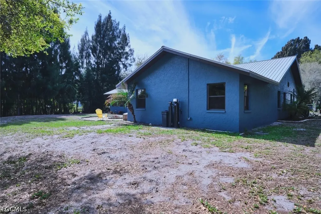 710 & 740 Evans Road Labelle FL 33935