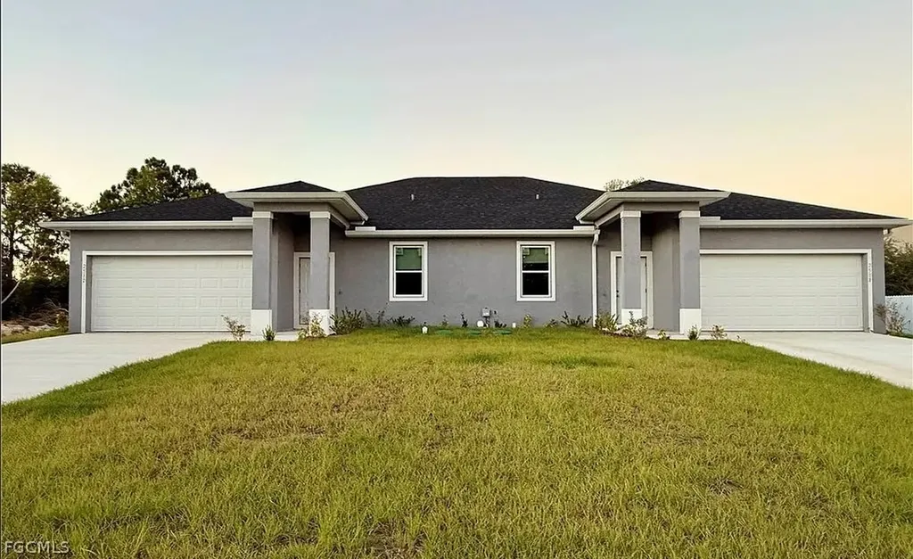 4656-4658 28th Street SW Lehigh Acres FL 33973