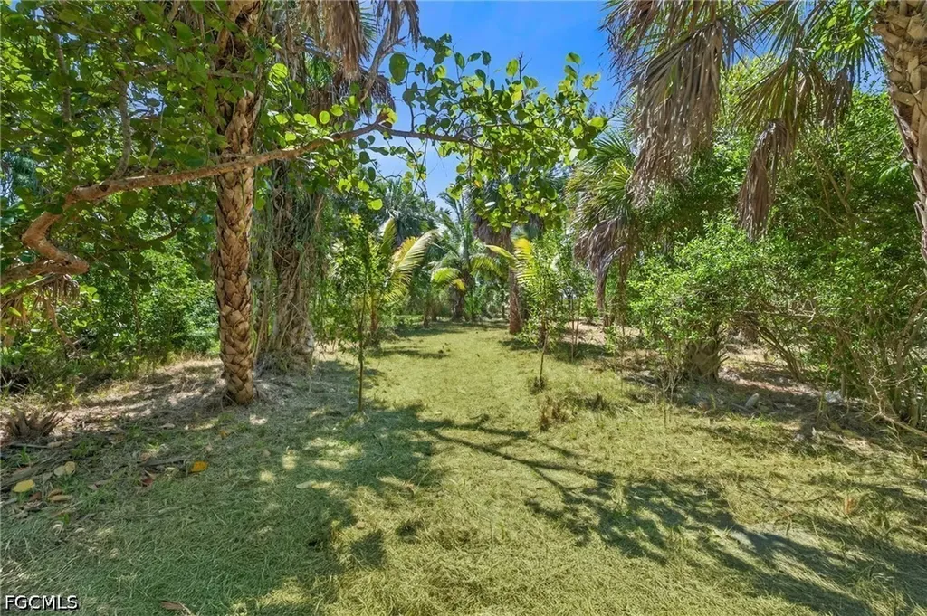 5749 Sanibel Captiva Road Sanibel FL 33957
