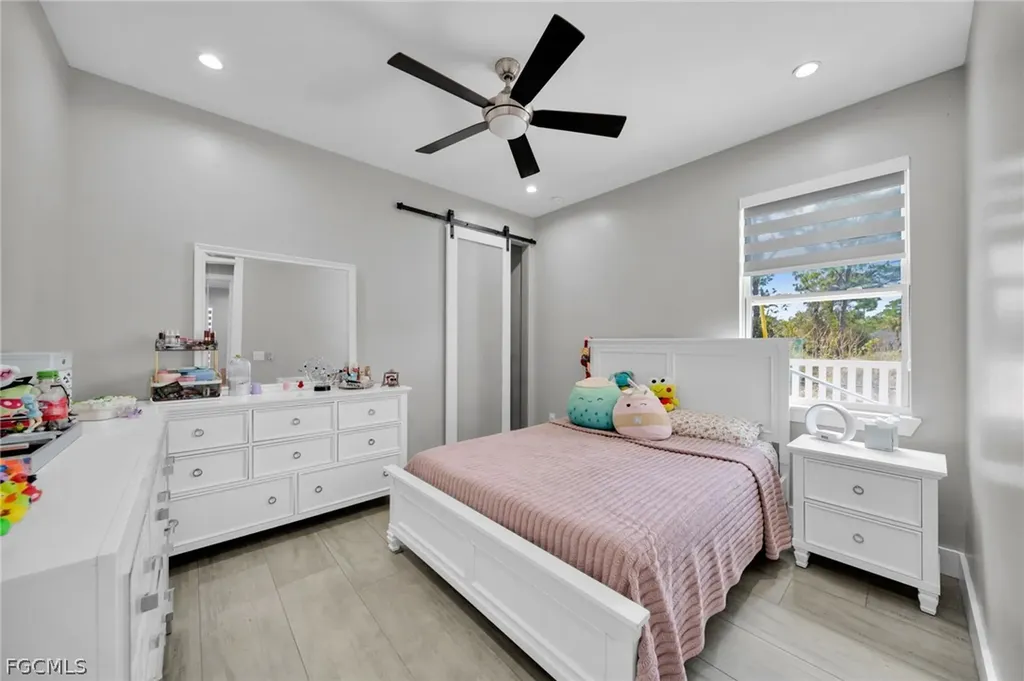 935 Beverly Street E Lehigh Acres FL 33974