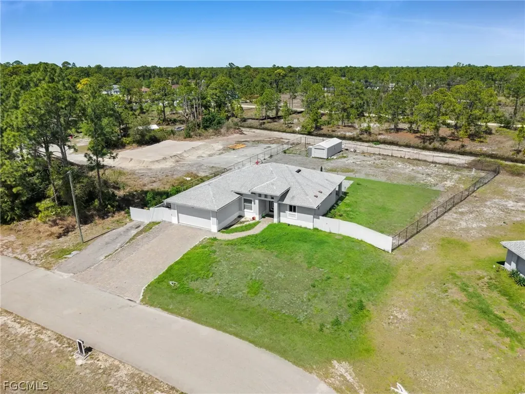 935 Beverly Street E Lehigh Acres FL 33974