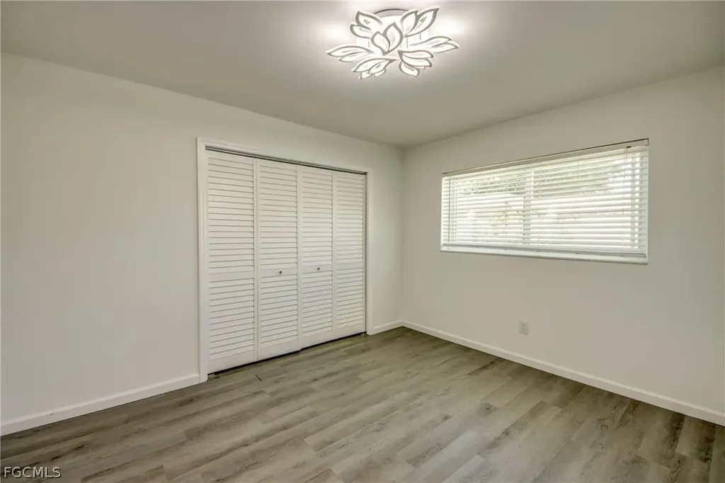 1210 SE 29th Terrace Cape Coral FL 33904