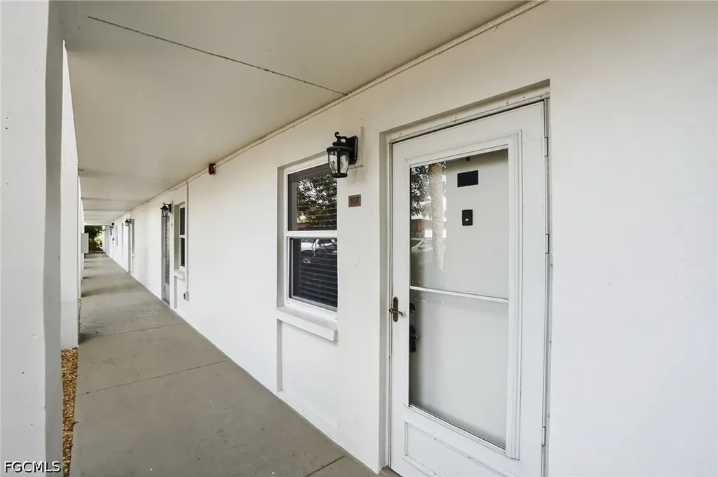 1700 Pine Valley Drive Fort Myers FL 33907