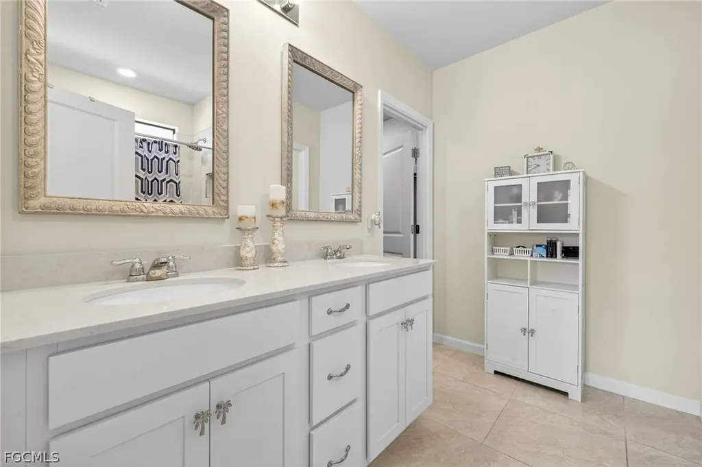 16016 Shoebutton Court North Fort Myers FL 33917