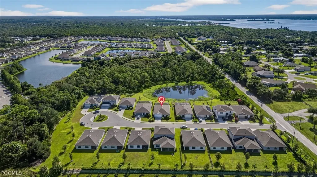 16016 Shoebutton Court North Fort Myers FL 33917