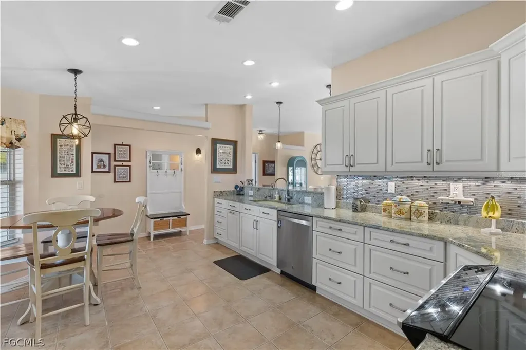 1000 Kings Highway Punta Gorda FL 33980