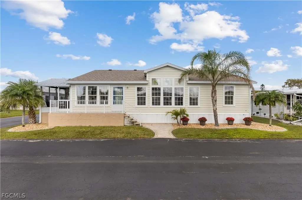 1000 Kings Highway Punta Gorda FL 33980