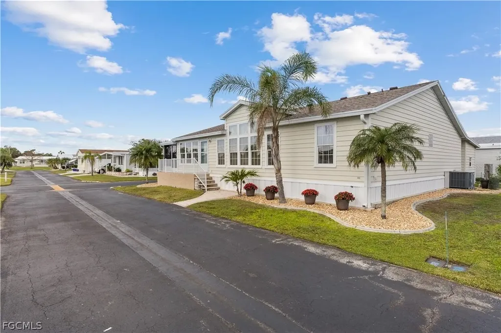 1000 Kings Highway Punta Gorda FL 33980