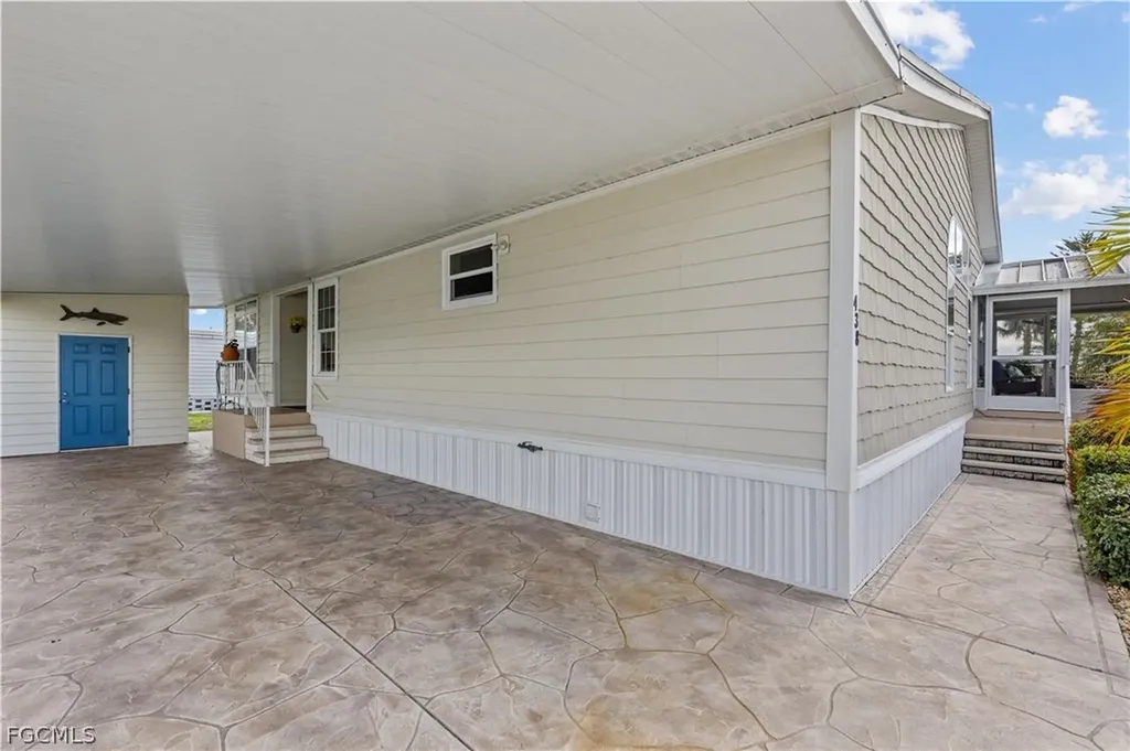 1000 Kings Highway Punta Gorda FL 33980