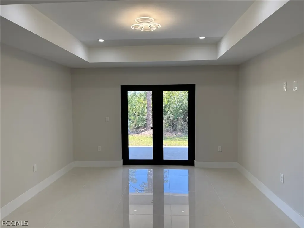 405-407 Chalet Avenue S Lehigh Acres FL 33974