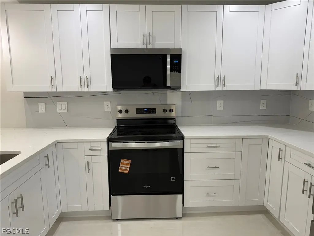 405-407 Chalet Avenue S Lehigh Acres FL 33974
