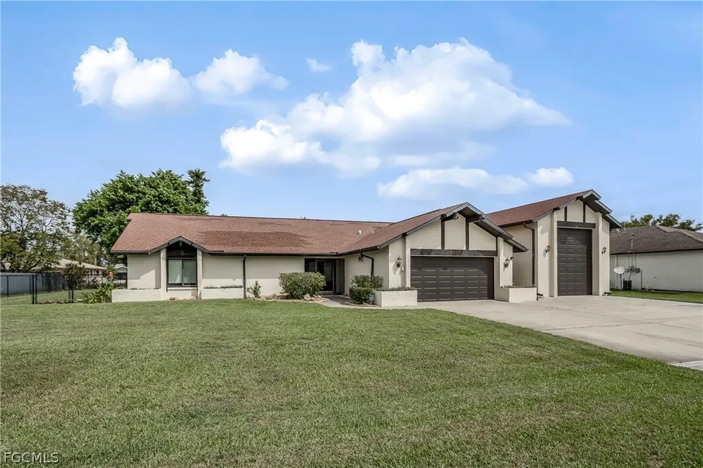 1209 SE 19th Street Cape Coral FL 33990