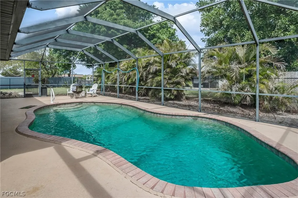 1209 SE 19th Street Cape Coral FL 33990