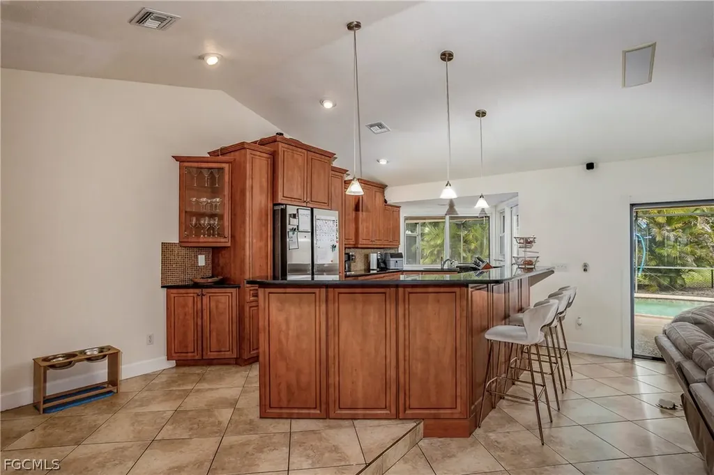 1209 SE 19th Street Cape Coral FL 33990