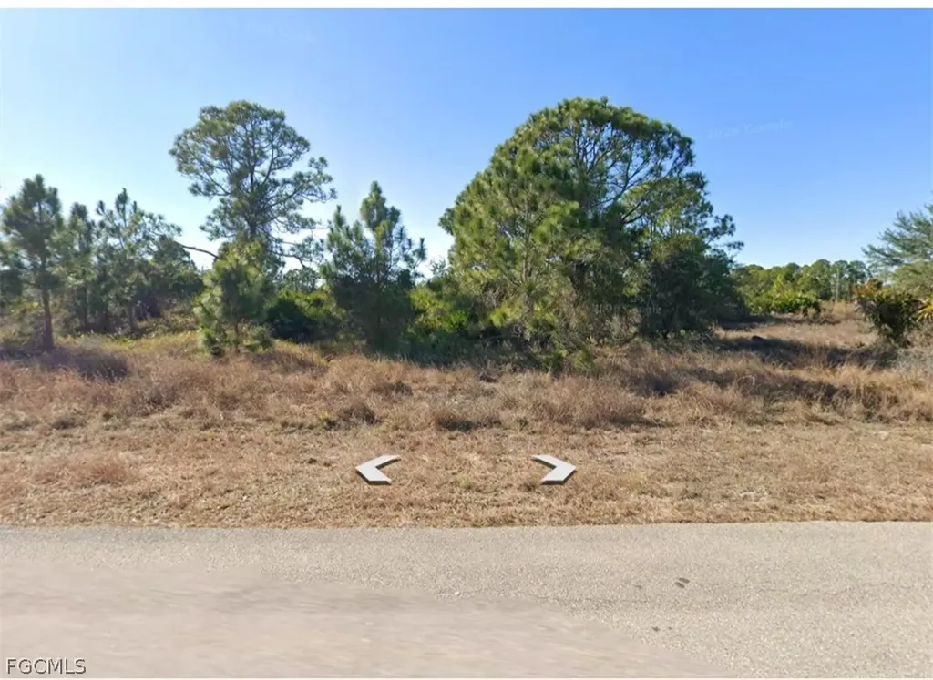914 Citrus Avenue S Lehigh Acres FL 33974