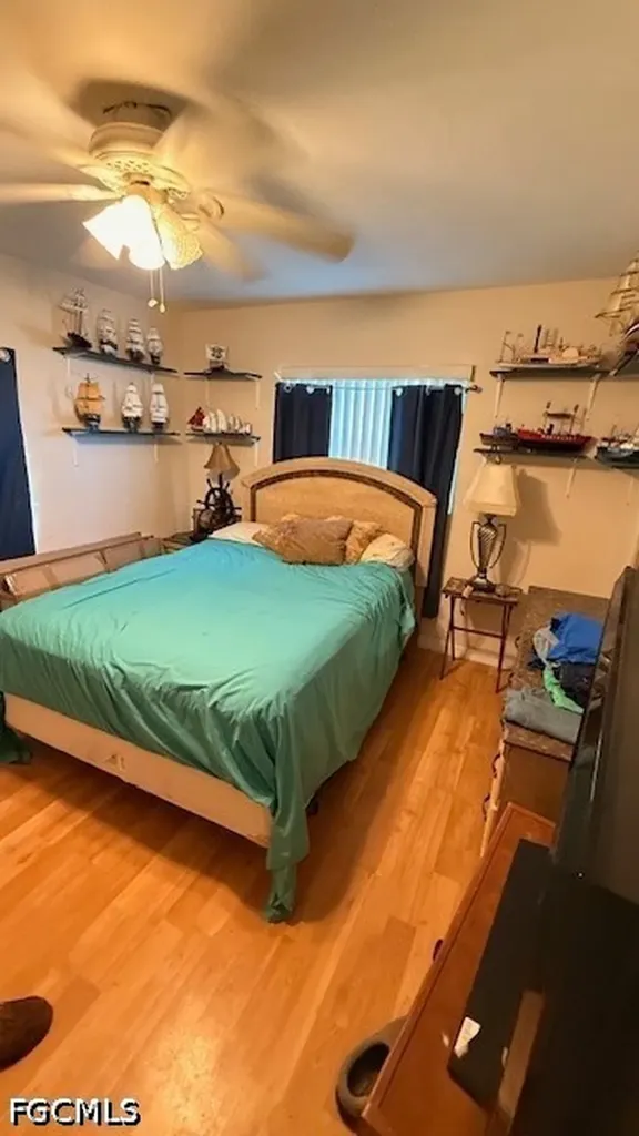 101 SE 43rd Lane Cape Coral FL 33904