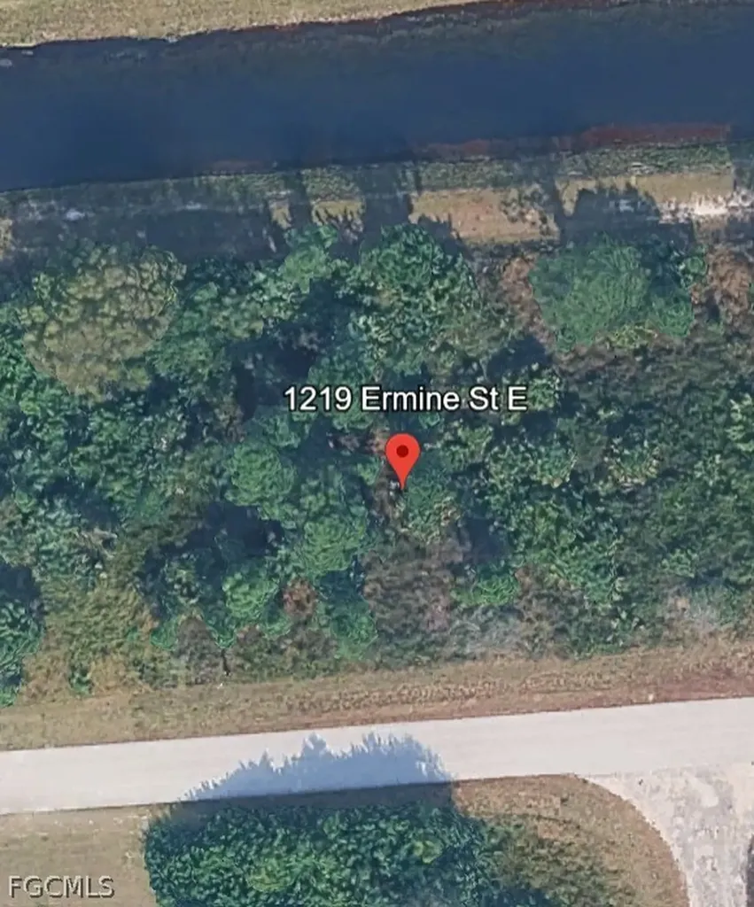 1219 Ermine Street E Lehigh Acres FL 33974