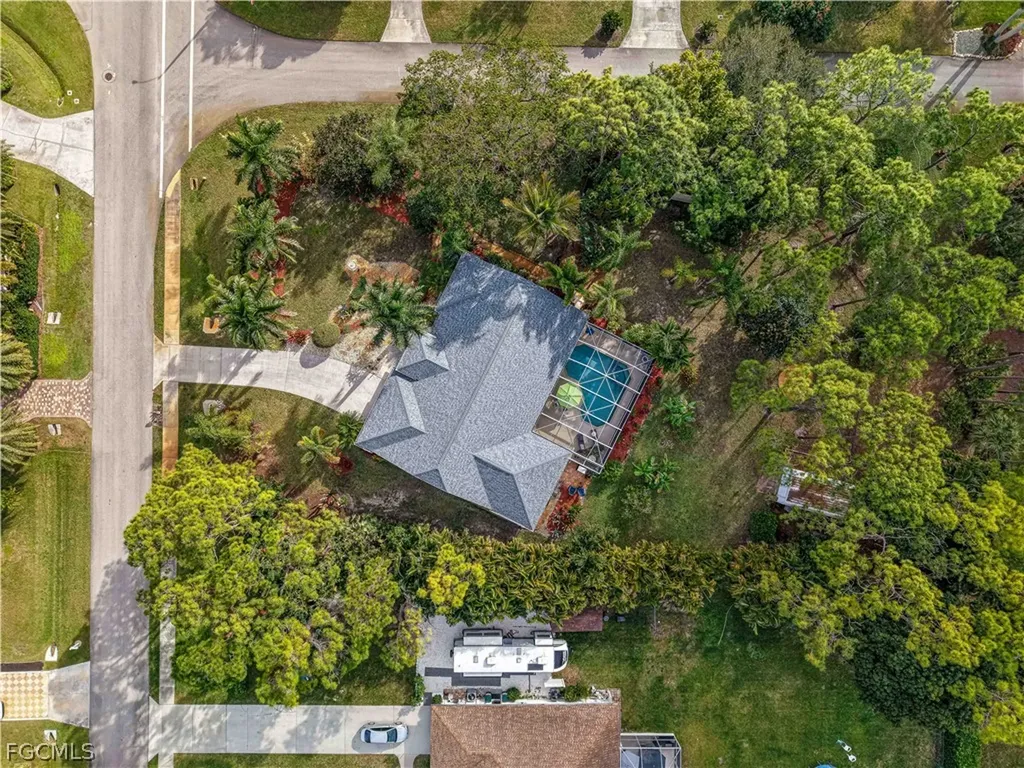 24680 Paradise Road Bonita Springs FL 34135