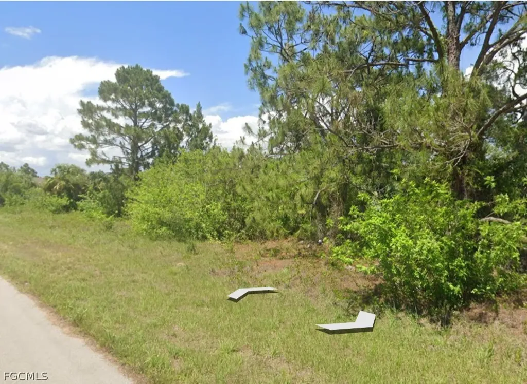 769 Gallo Avenue S Lehigh Acres FL 33974