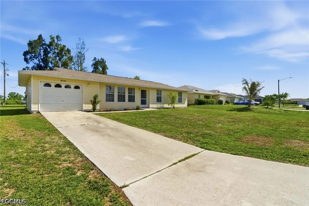 2115 NE 25th Street Cape Coral FL 33909