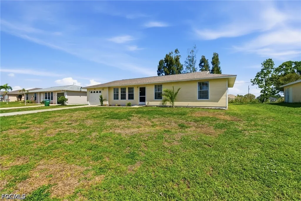 2115 NE 25th Street Cape Coral FL 33909