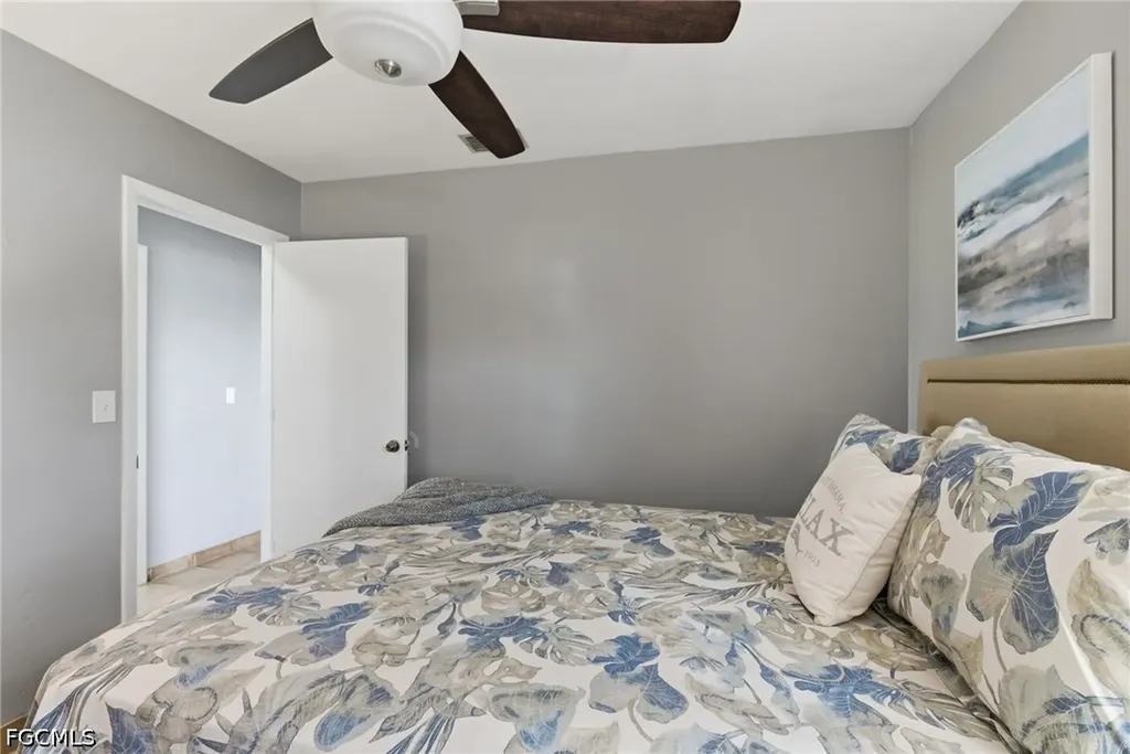 2115 NE 25th Street Cape Coral FL 33909