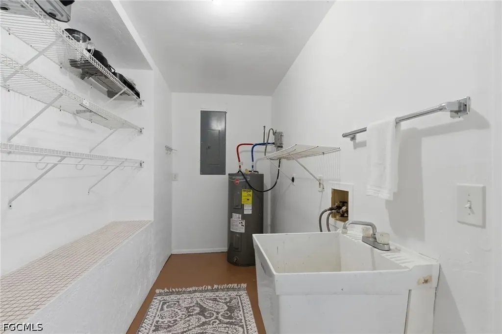 2115 NE 25th Street Cape Coral FL 33909