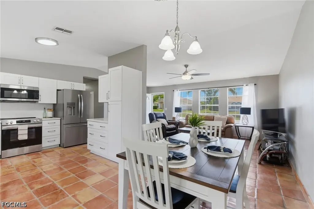 2115 NE 25th Street Cape Coral FL 33909