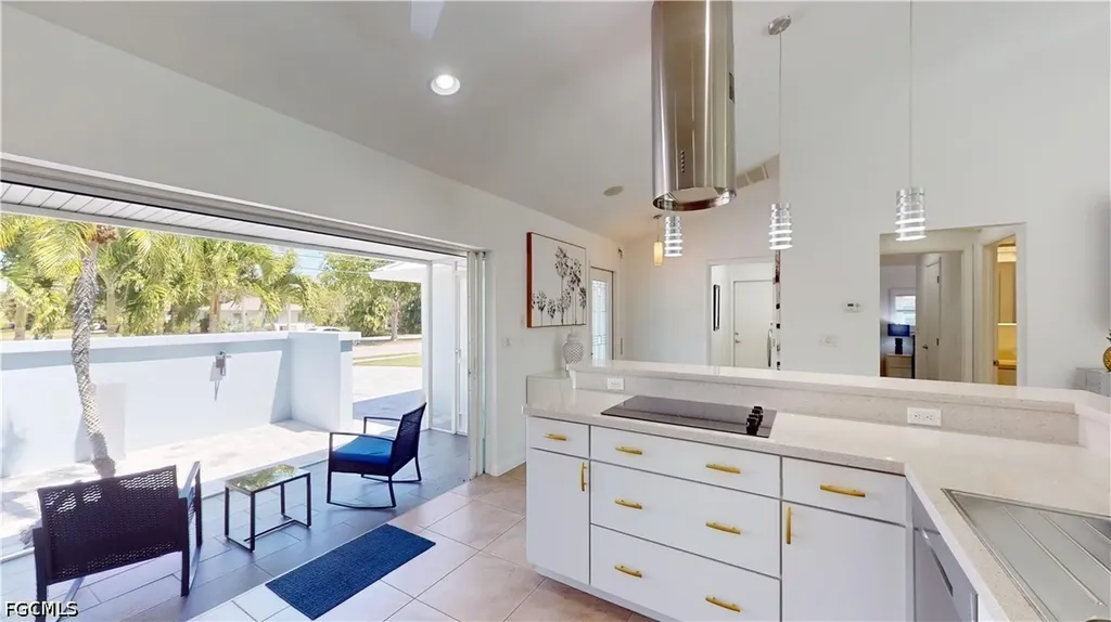 814 El Dorado Parkway E Cape Coral FL 33904