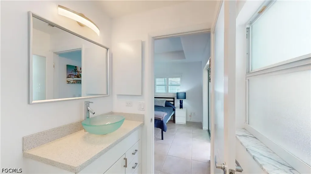 814 El Dorado Parkway E Cape Coral FL 33904