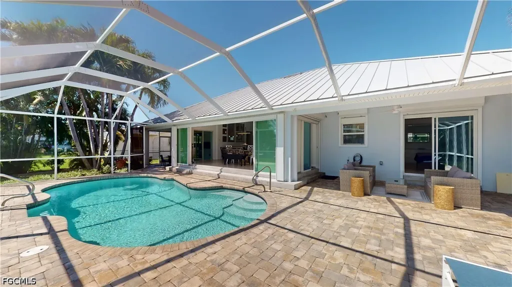 814 El Dorado Parkway E Cape Coral FL 33904