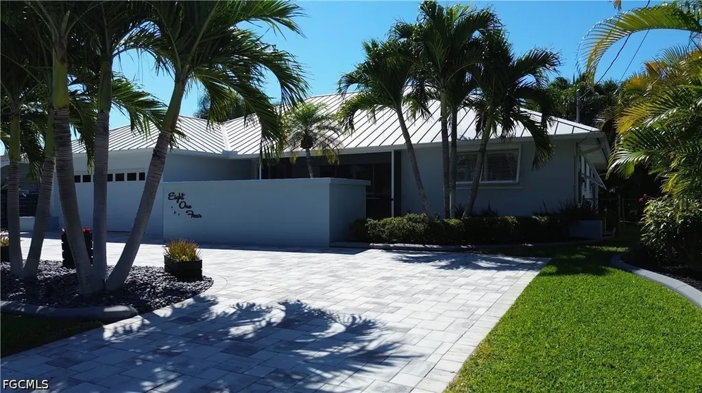 814 El Dorado Parkway E Cape Coral FL 33904