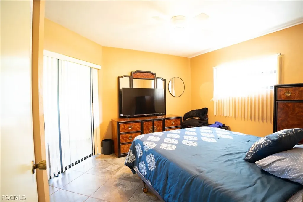 125 Sebring Circle Lehigh Acres FL 33936
