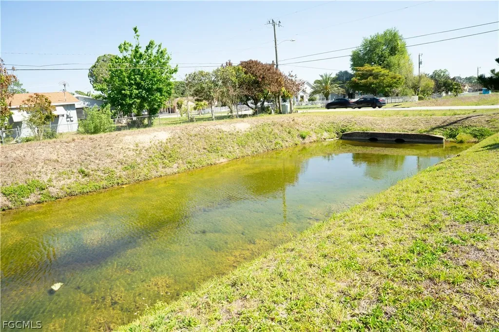 125 Sebring Circle Lehigh Acres FL 33936